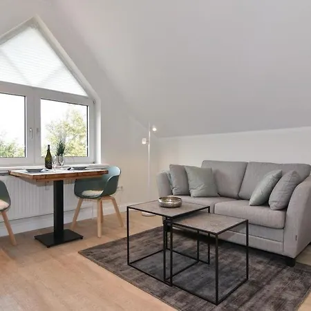 Luv & Lee, Whg 11a Apartment