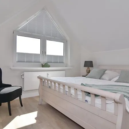 Luv & Lee, Whg 11a Apartment *