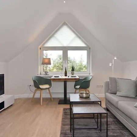 Luv & Lee, Whg 11a Apartment *